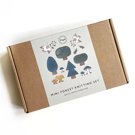 MINI FOREST KNITTING SET fra Foxcut Collective